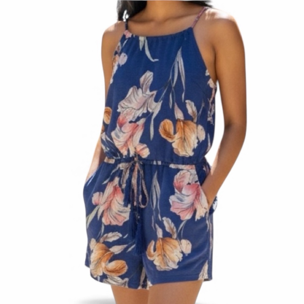 MINKPINK FLORAL ROMPER BLUE SIZE MEDIUM WITH POCKETS NWOT